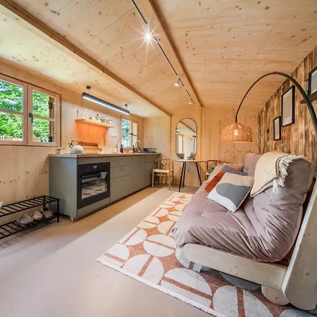 Kraska U Olsovce, Jedovnice V Moravskem Krasu * 布兰斯科